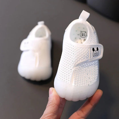 Kids Comfy Grip Sneakers