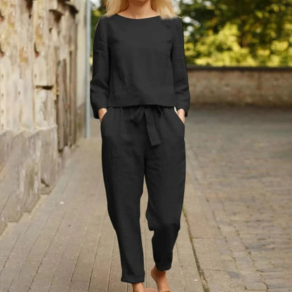 Trendy 2-Piece Outfit - Halri