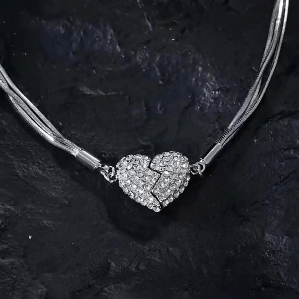 Lovely Heart Shaped Magnet Necklace - Halri