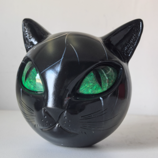Beautiful Cat Figurine Decorative Home Statue - Halri