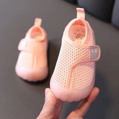 Kids Comfy Grip Sneakers