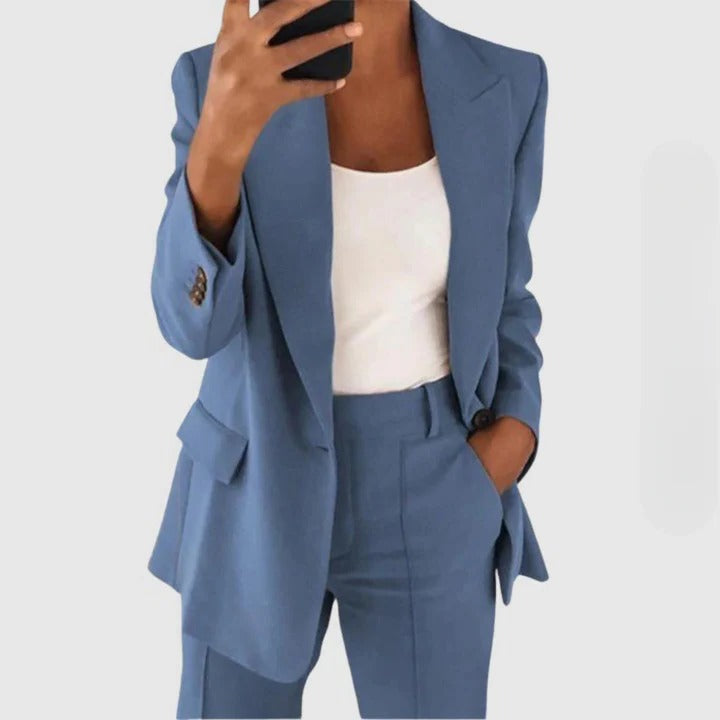 Elegant Fashionable Women's Blazer Suit