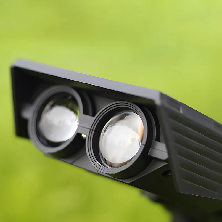 Outdoor Solar Powered Color Changing Spotlight Lamp