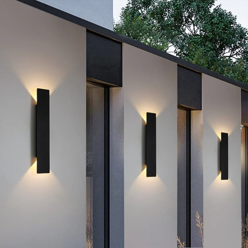 Weatherproof Outdoor LED Wall Lamp