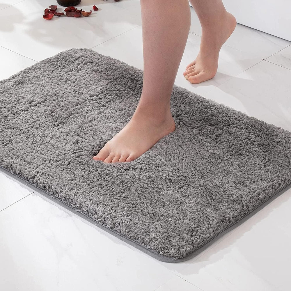 Soft Plush Bathroom Mat Ultra Absorbent & Warm - Halri