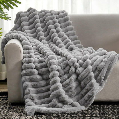 Warm Fuzzy Throw Blanket - Halri