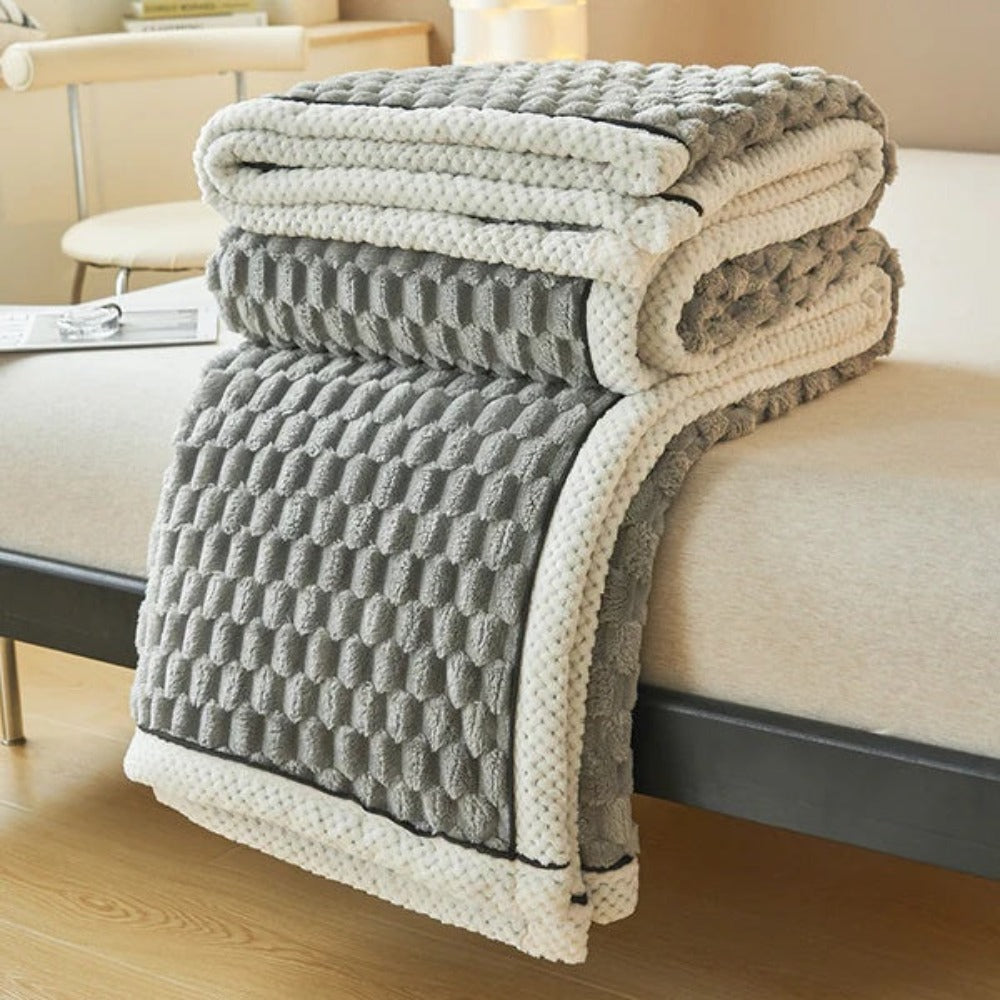 Plush Sherpa Fleece Throw Blanket for Cozy Nights