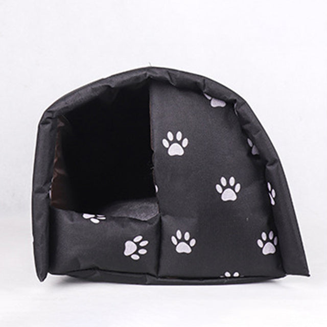 Warm Cozy Outdoor Cat Shelter