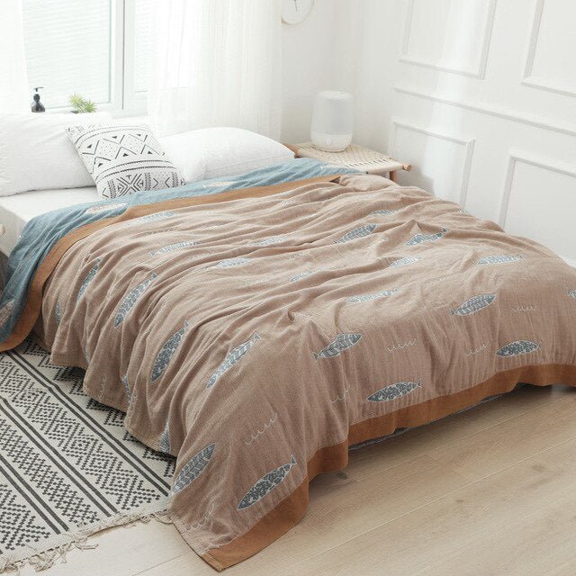Traditional Plush Floor Rug