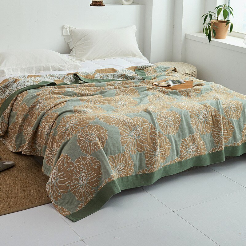 Traditional Plush Floor Rug