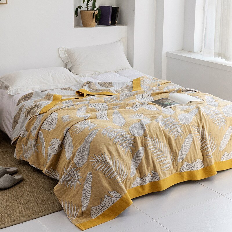 Traditional Plush Floor Rug