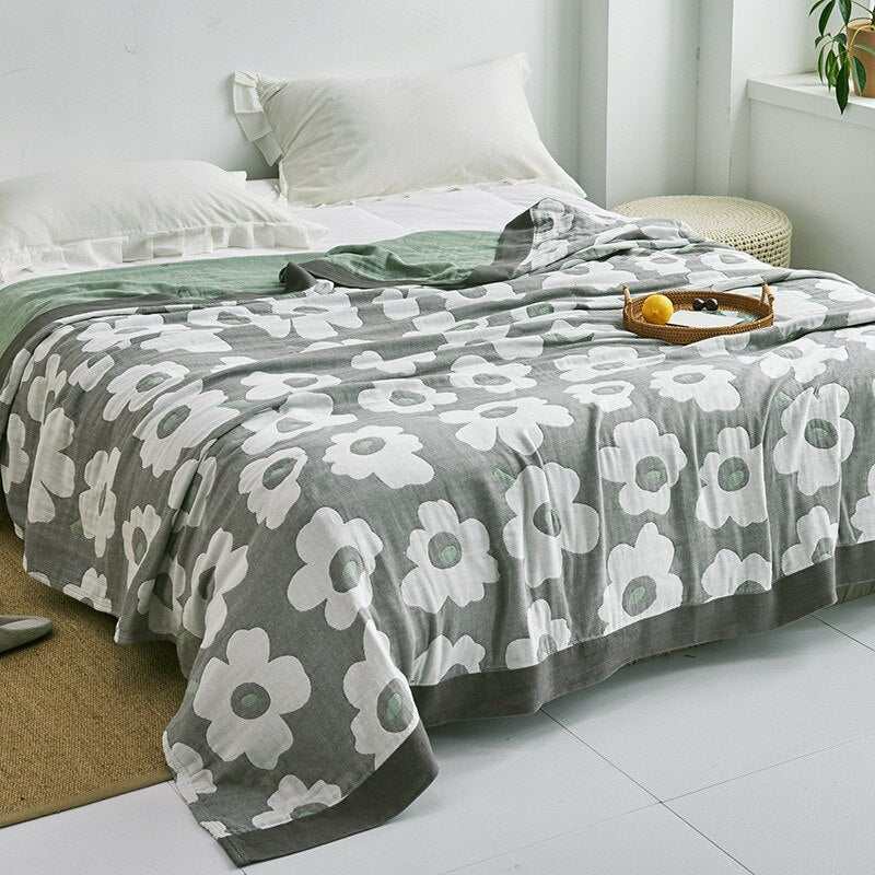 Traditional Plush Floor Rug