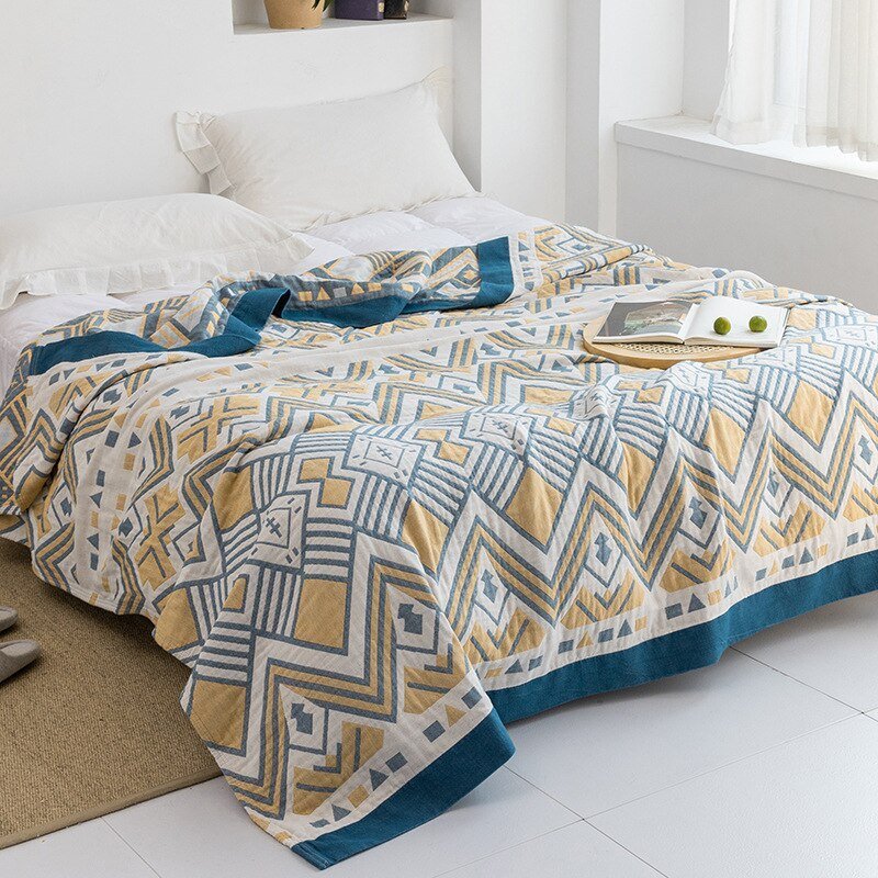 Traditional Plush Floor Rug