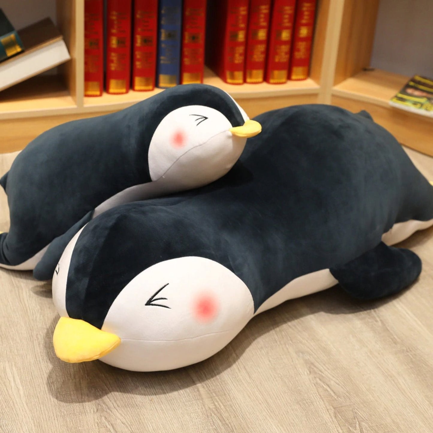 Funny Penguin Friend Figurines - Halri
