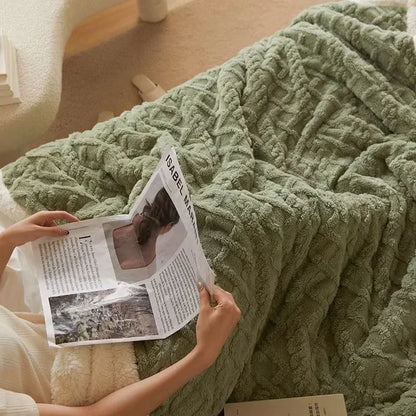 Soft Plush Sheep Wool Throw Blanket