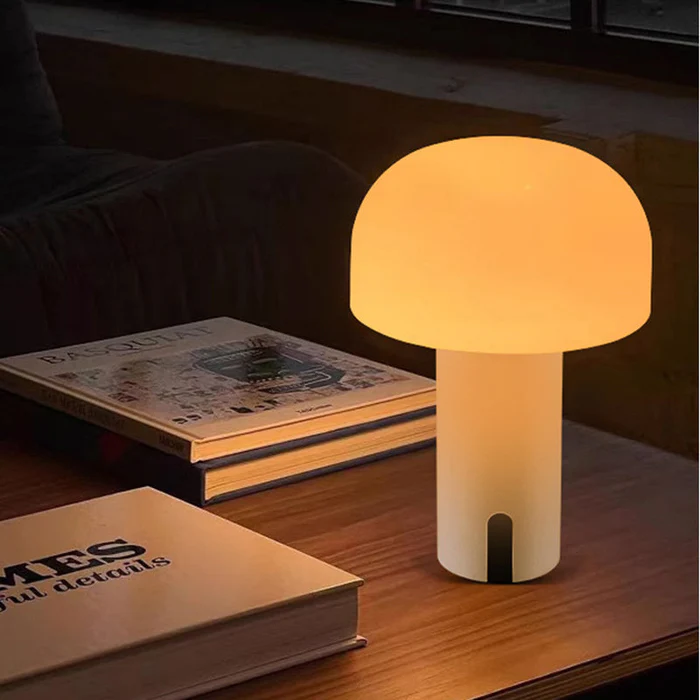 Stylish Fungi Desk Light - Halri