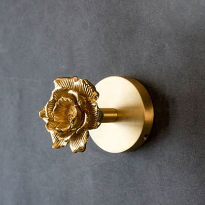 Vintage Animal Wall Hook Rack with Gold Finish
