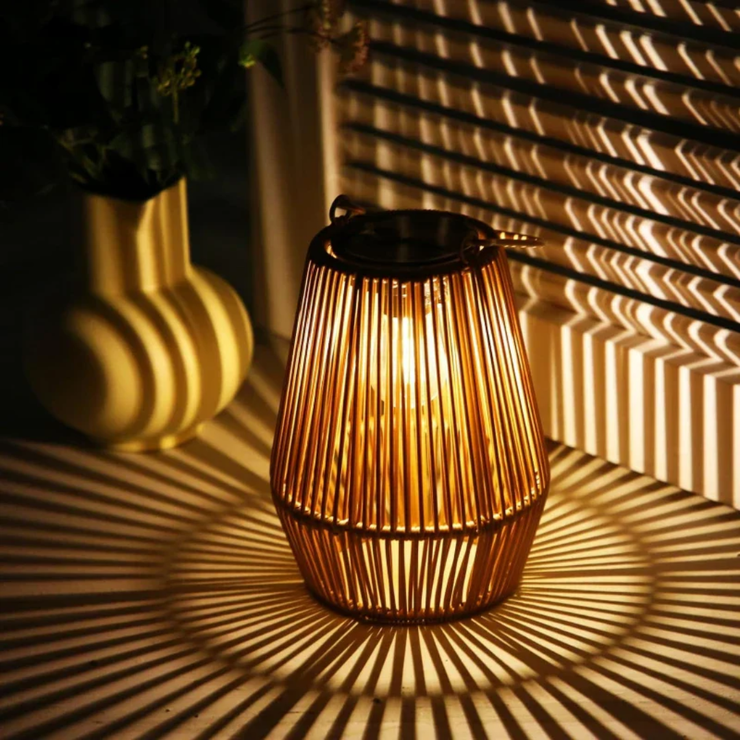 Outdoor Solar Powered Waterproof Garden Light - Halri