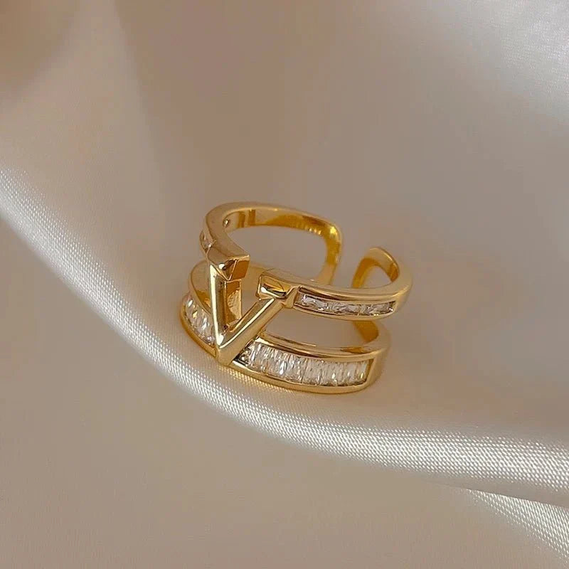 Stunning Paved V Diamond Ring - Halri