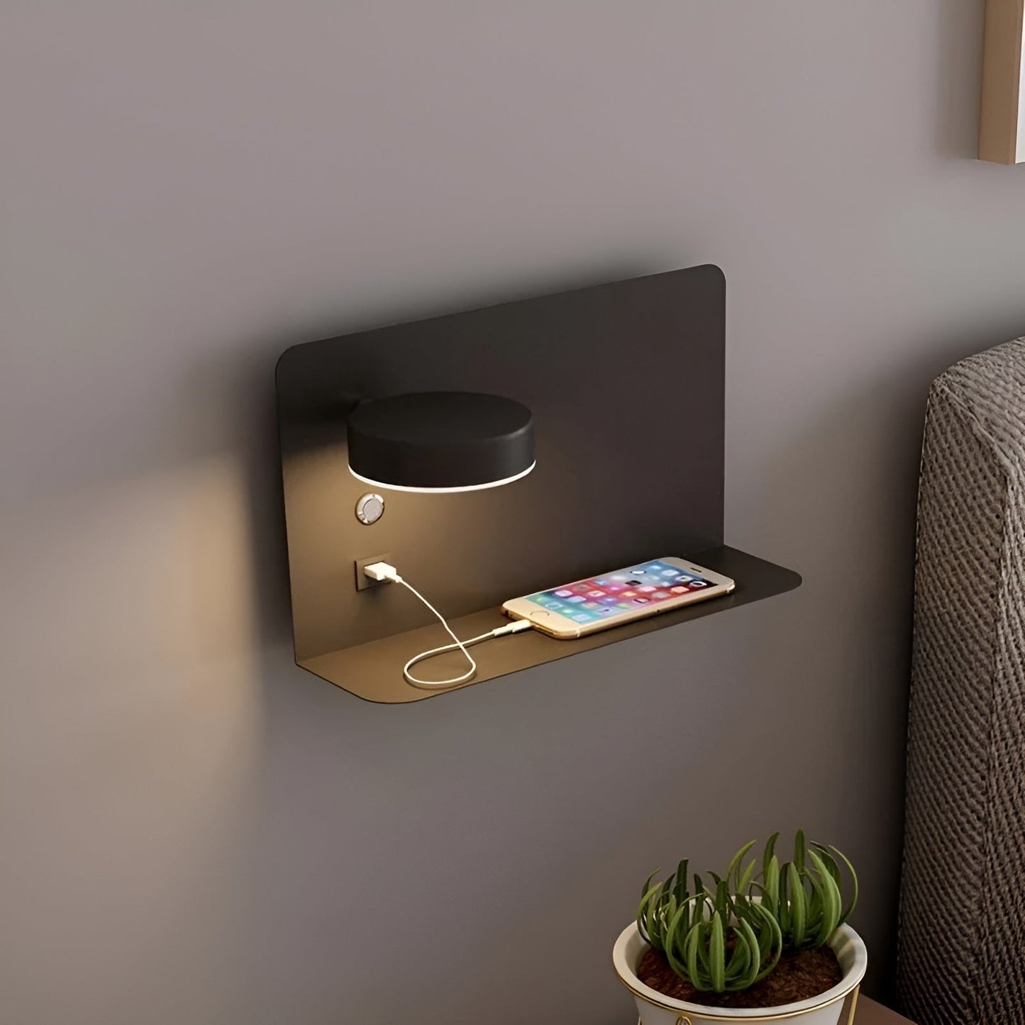 Smart LED Wall Light with USB Port and Switch - Halri