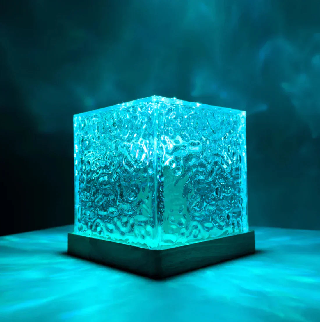 Color Changing LED Table Lamp with 16 Colors - Halri