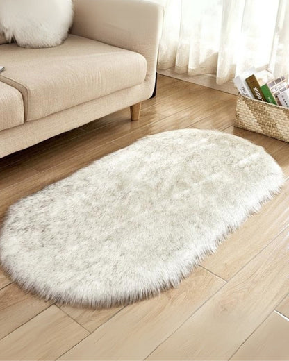 Cozy Halri | Ultra Soft Fleece Throw Blanket