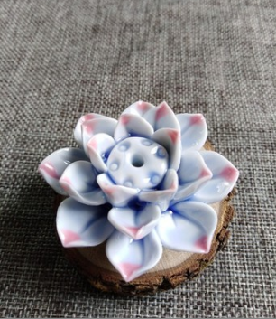 Beautiful Lotus Incense Burner - Halri