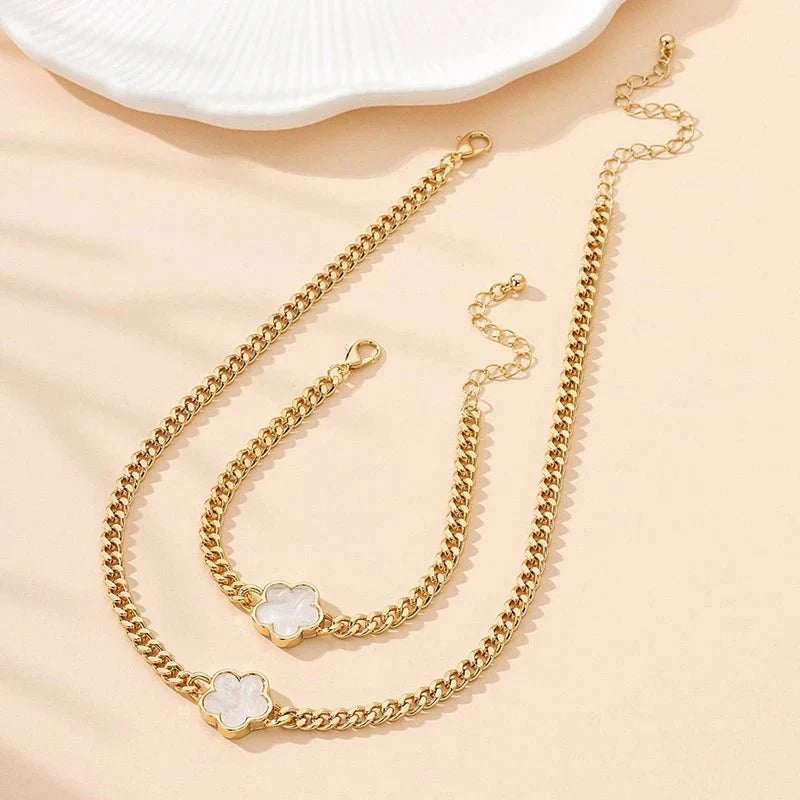 Shiny Four Leaf Clover Chain Necklace and Bracelet Set