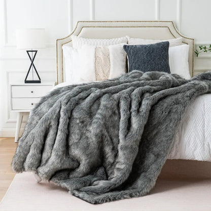 Plush Faux Fur Throw Blanket