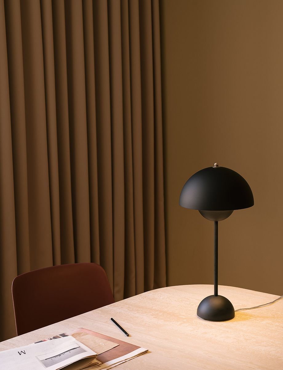 Stylish Table Glow Lamp