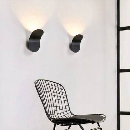Sleek Metal LED Wall Light – Contemporary Home Lighting - Halri