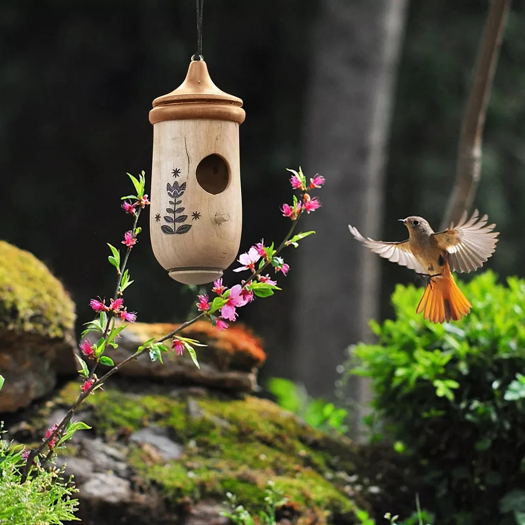 Natural Wood Birdhouse for Outdoor Gardens