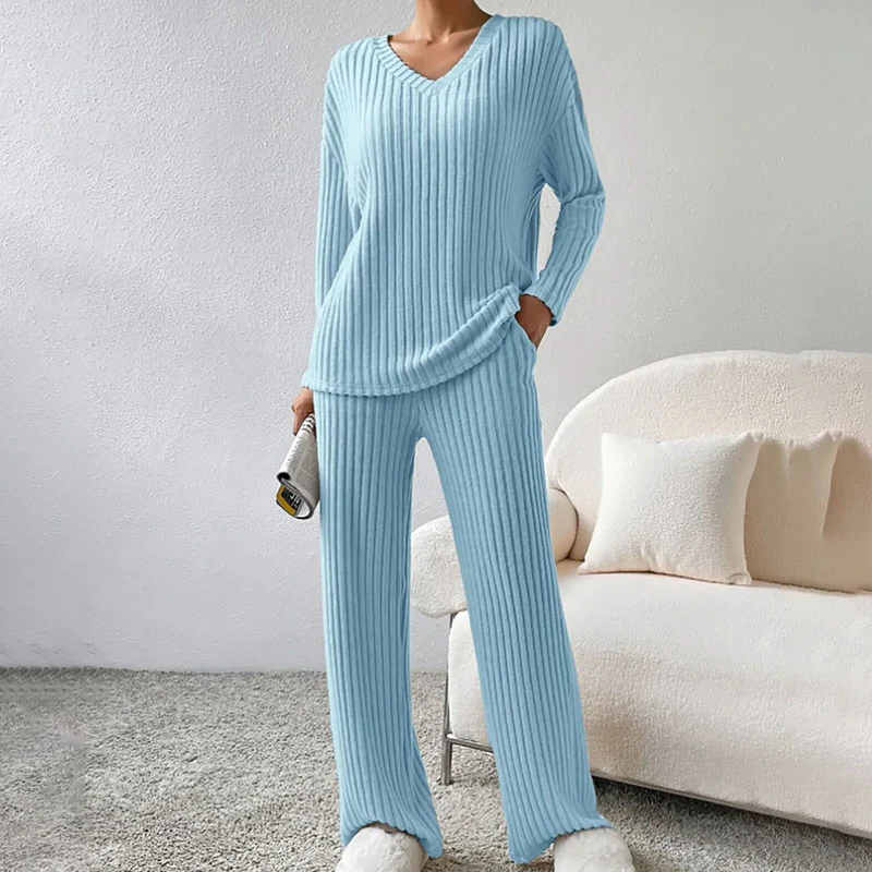 Ladies Warm 2-Piece Snow Suit