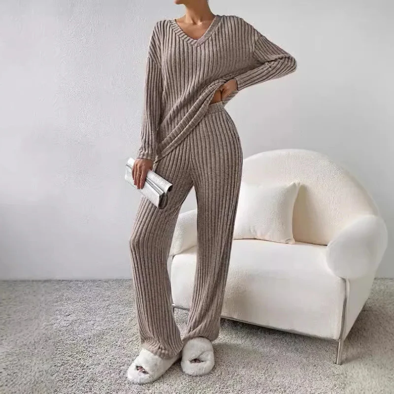 Ladies Warm 2-Piece Snow Suit