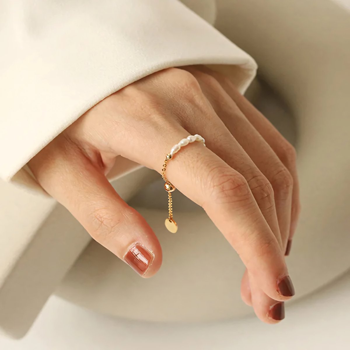 Luxurious White Pearl Drop Chain Ring - Halri