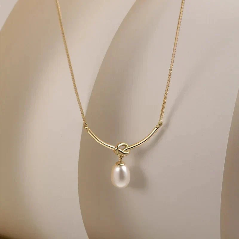 Elegant Pearl Pendant Delicate Chain Necklace - Halri