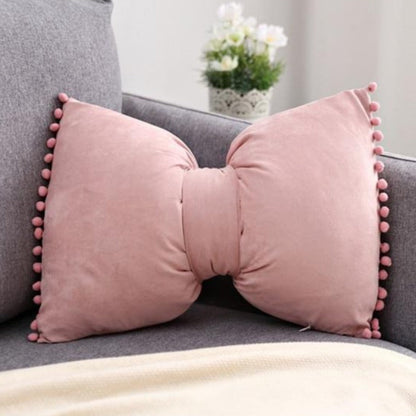 Stylish Arc-Shaped Throw Pillow as Home Accent