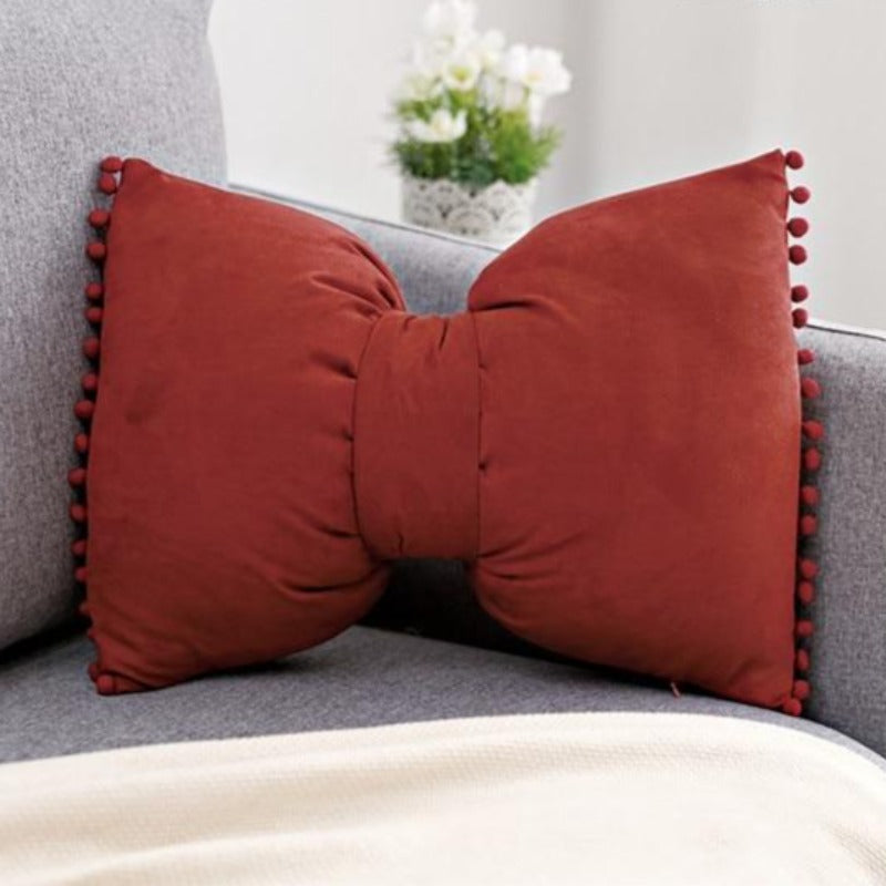 Stylish Arc-Shaped Throw Pillow as Home Accent