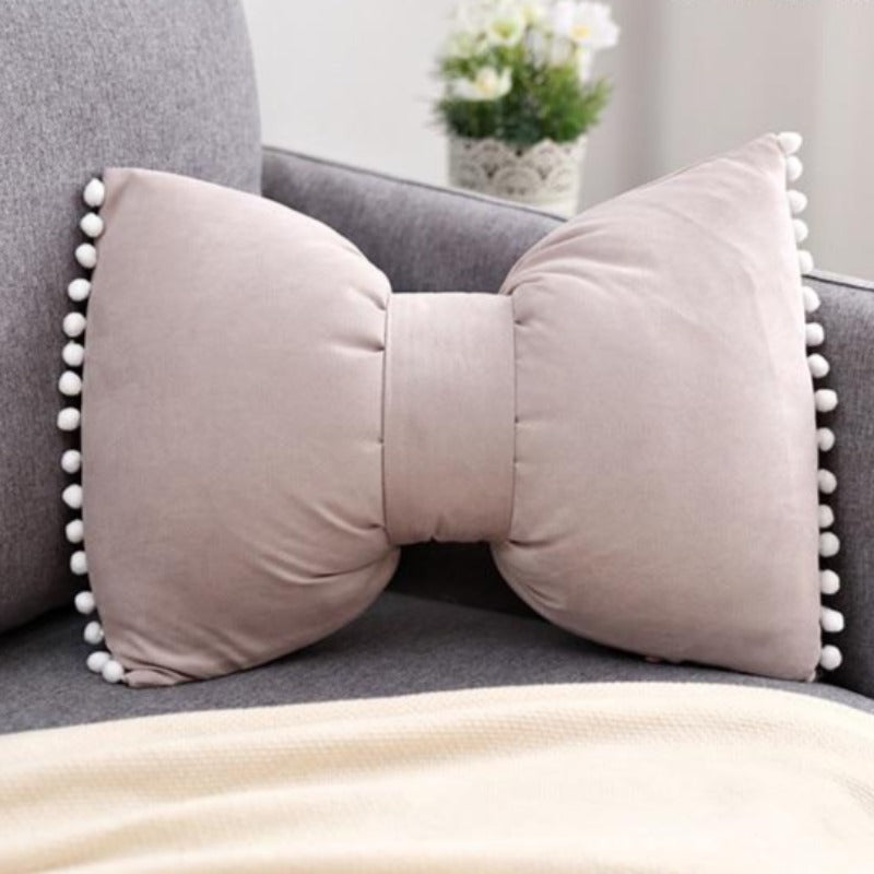 Stylish Arc-Shaped Throw Pillow as Home Accent
