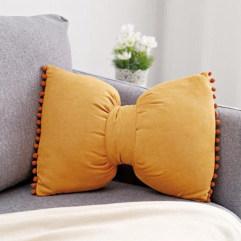 Stylish Arc-Shaped Throw Pillow as Home Accent