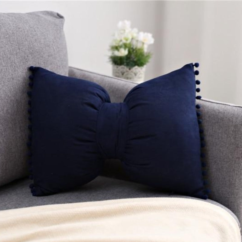 Stylish Arc-Shaped Throw Pillow as Home Accent