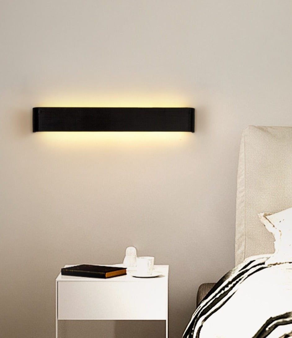 Sleek LED Wall Light - Contemporary Home Lamp - Halri