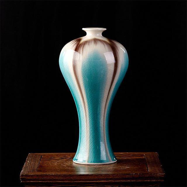 Traditional Chinese Cracked Ice Ceramic Vase - Halri