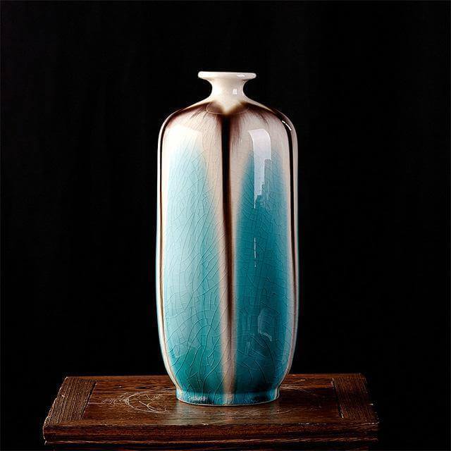Traditional Chinese Cracked Ice Ceramic Vase