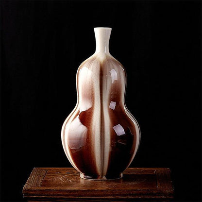 Traditional Chinese Cracked Ice Ceramic Vase