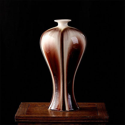 Traditional Chinese Cracked Ice Ceramic Vase