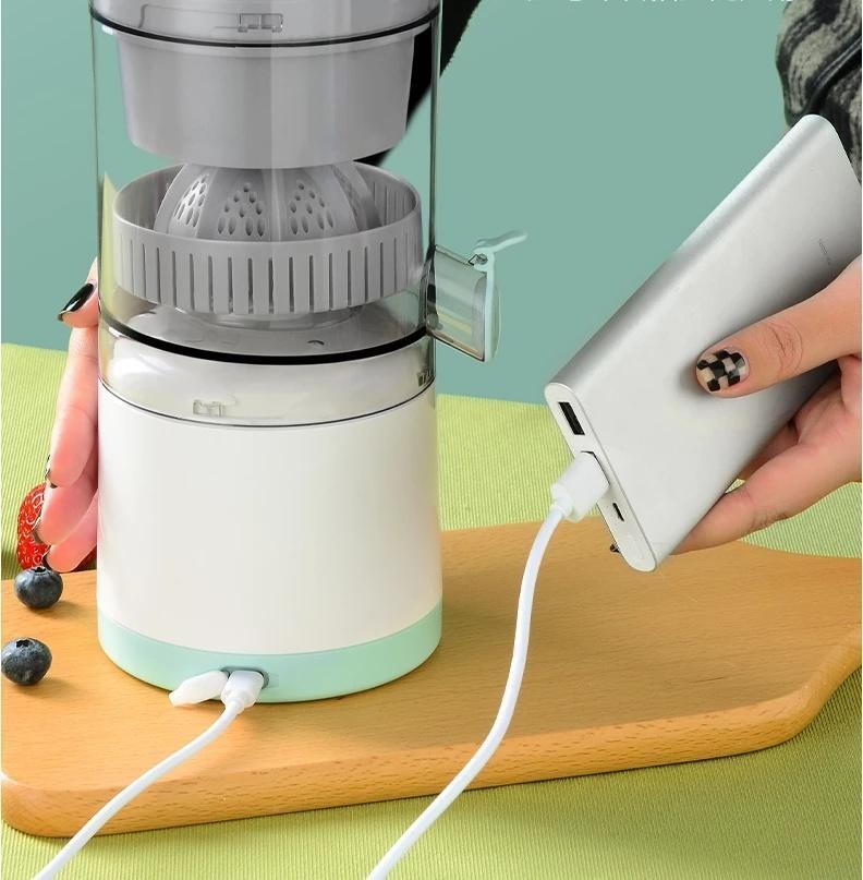 Compact Electric Fresh Fruit Juice Extractor