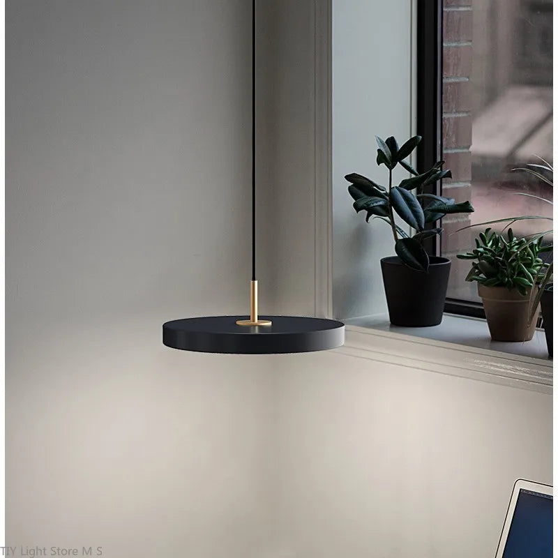 Simple Nordic Pendant Light