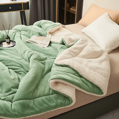 Cozy Plush Fleece Throw Blanket for Home Decor