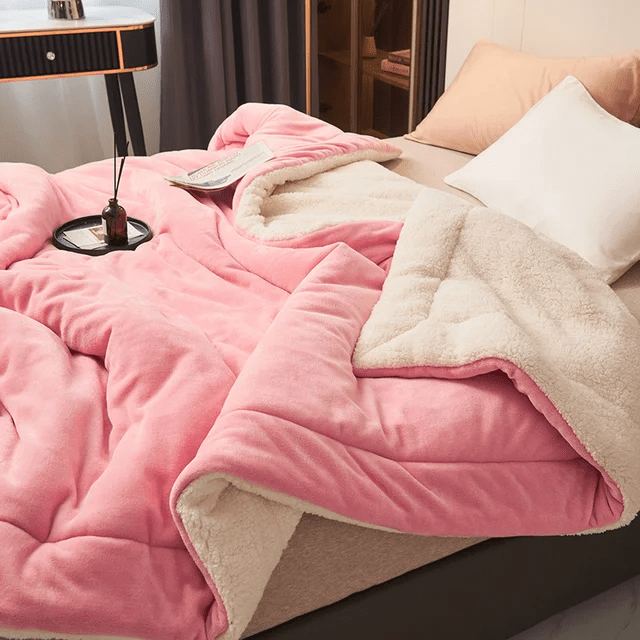 Cozy Plush Fleece Throw Blanket for Home Decor